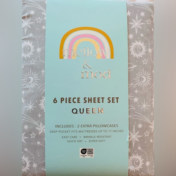 Mellow & Mod Celestial Sun Stars Planets Moon Galaxy Sheet Set - Queen - Picture 4 of 5
